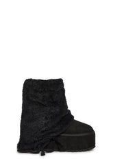 Snuggle Sesh Platform Booties - Black