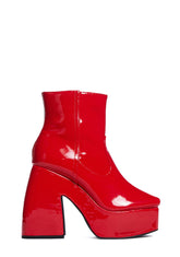 Totally Surrounded Platform Boots